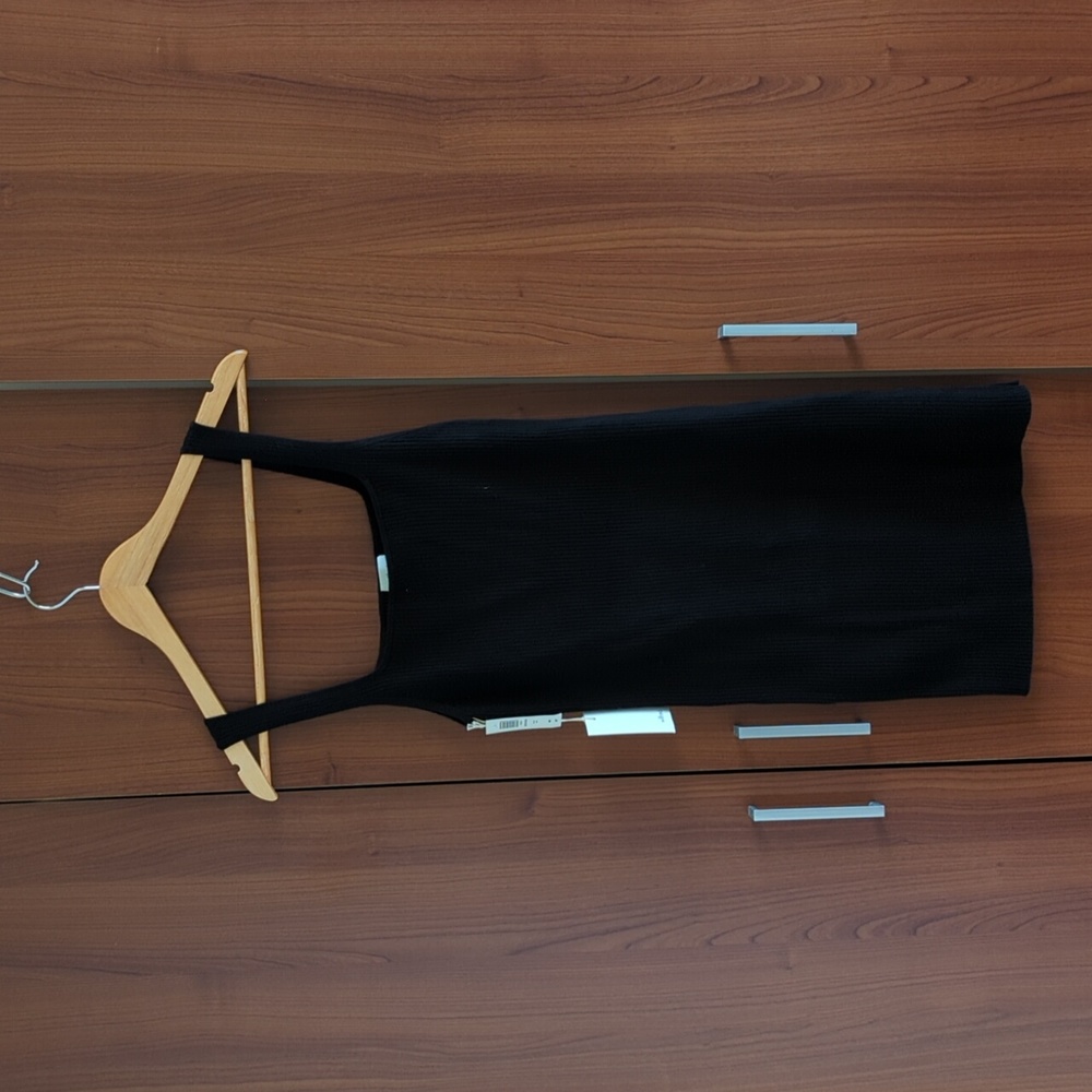 Aritzia Wilfred black invitation dress - Picture 2 of 3